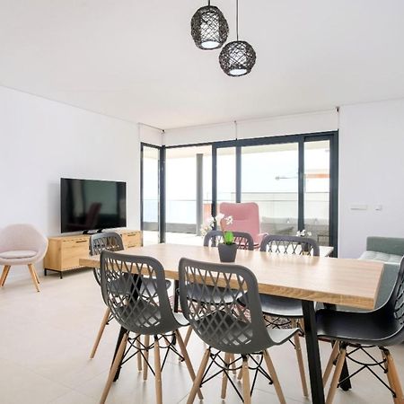 Modern Apartment-Sea View Фуэнхирола Экстерьер фото