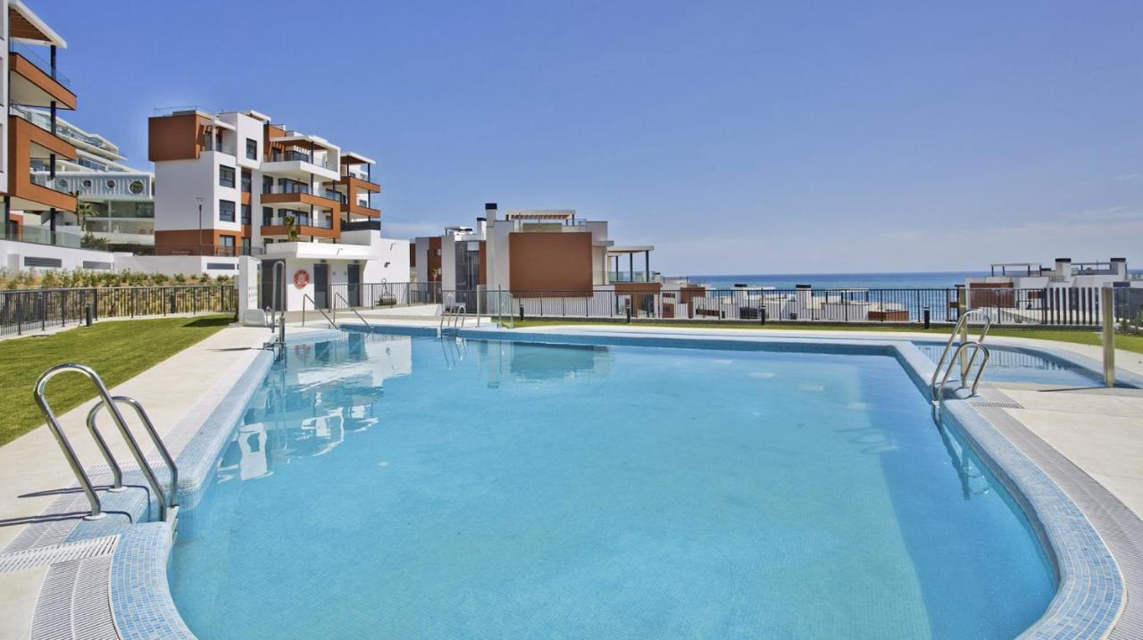 Modern Apartment-Sea View Фуэнхирола Экстерьер фото