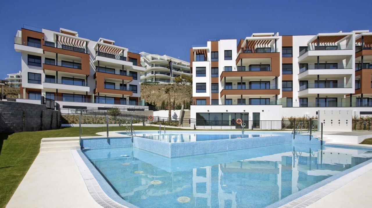 Modern Apartment-Sea View Фуэнхирола Экстерьер фото