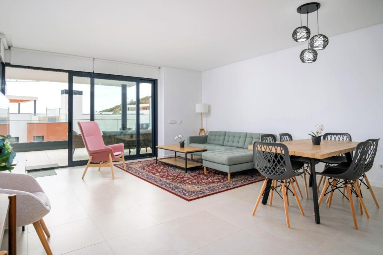 Modern Apartment-Sea View Фуэнхирола Экстерьер фото
