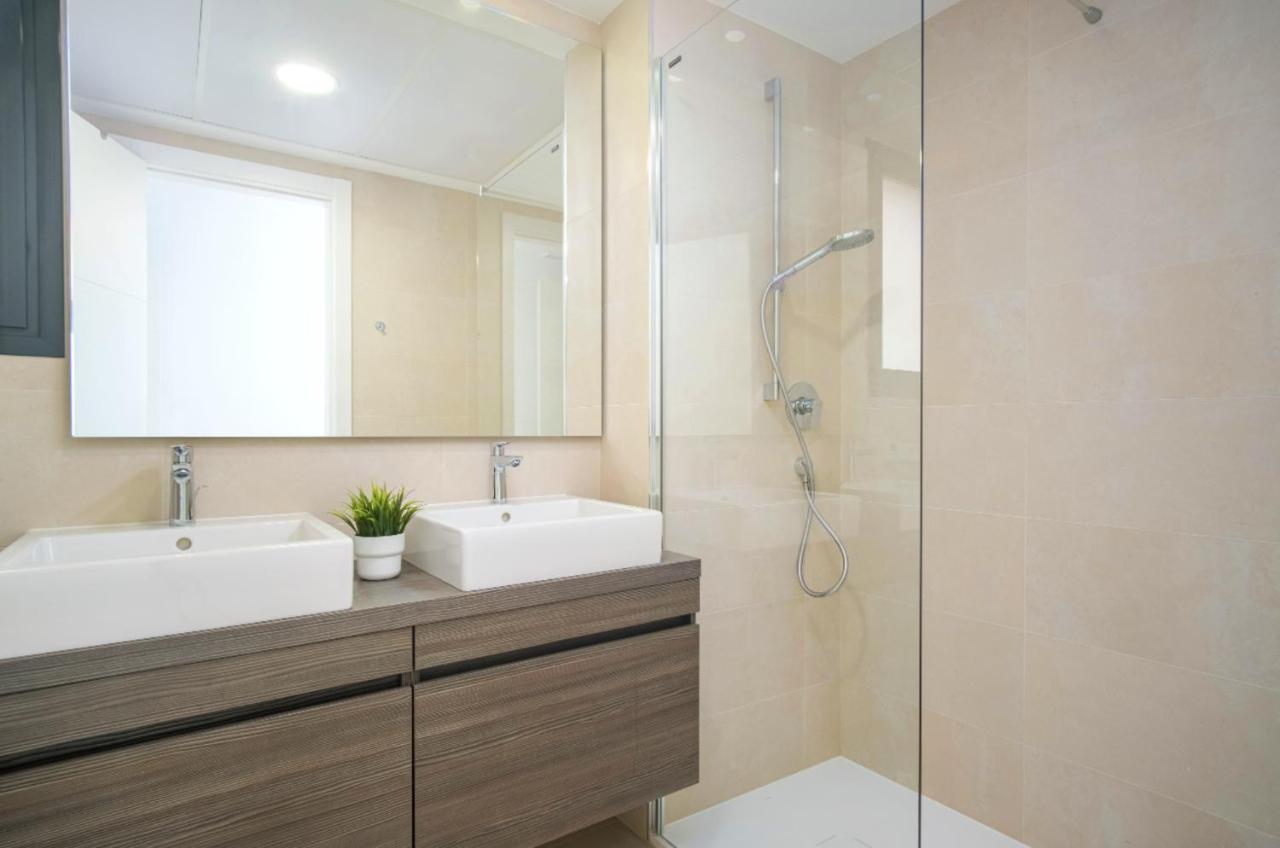 Modern Apartment-Sea View Фуэнхирола Экстерьер фото