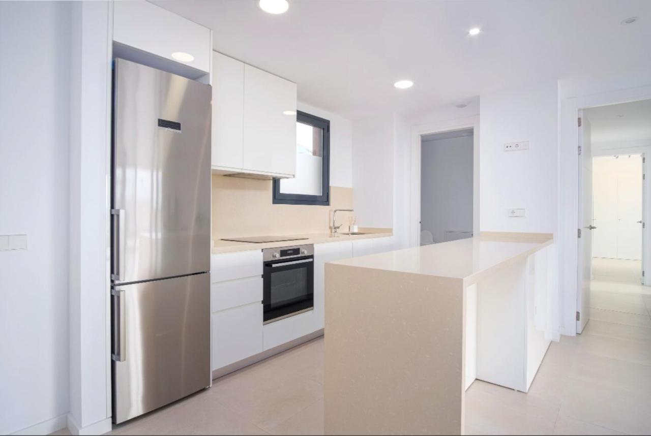 Modern Apartment-Sea View Фуэнхирола Экстерьер фото