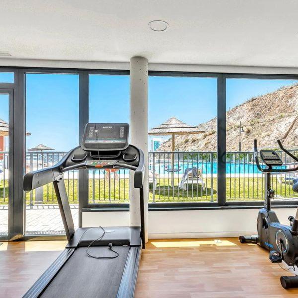 Modern Apartment-Sea View Фуэнхирола Экстерьер фото